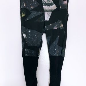 Alo Yoga - Goddess Legging - Vapor Space/Black